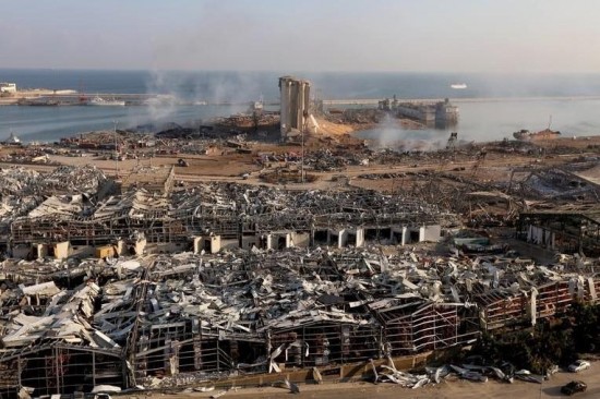 2020年各國忙防疫自顧不暇，貝魯特大爆炸無疑是屋漏偏逢連夜雨。新業(yè)相信愛不分國界，收到募資邀約後即出一份力，也盼望喚起更多人重視。（圖片擷取自路透社，如有侵權(quán)請告知刪除，謝謝！）