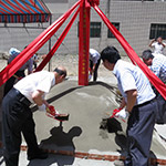 『新業(yè)雅致』謹(jǐn)訂於民國(guó)102年7月12日吉時(shí)舉行開(kāi)工典禮。