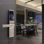 追求智慧科技、安全防護的創(chuàng)新生活，入住新厝的同時，設(shè)下家人們心目中的那串密碼，彷彿開啟一扇通往美好居家生活的大門。