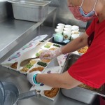 服務對象中也有咀嚼不佳、特殊疾病的長者，由社工及營養(yǎng)師評估後，客製化餐點類型，從中獲得飽足及滿滿的營養(yǎng)。