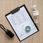  8月盛夏時期，新業(yè)客服部門與工務團隊先巡檢所有設備與需改善的地方，為住戶把關層層細節(jié)。