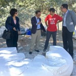 開啟一場藝術(shù)家與建築家的對話，透過彼此的文化交流，一同匯聚美好的事物。(圖左二為 新業(yè)建設(shè)卓勝隆董事長；圖右二為 西班牙雕塑家Nando Alvarez)(照片攝於2018/12/07東海大學(xué))