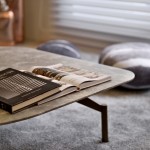 讓身體輕輕窩著，用一個慵懶的姿勢，迎接一個清閒無事的午後。