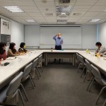 在定期舉辦的新進(jìn)人員教育訓(xùn)練中，新業(yè)建設(shè)創(chuàng)辦人-穆椿松，親自傳授自身經(jīng)驗(yàn)與業(yè)界所見，幫助新進(jìn)人員建立全方位的職場價值觀。