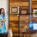 邀請最佳領(lǐng)路人 ＃王甯品油師，走過三萬五千哩，橫跨三大洲，兩千多個日子，一心尋找純粹，將大自然的療癒力量，封存於滴滴沛沃之間。