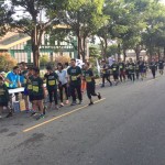 不僅是大人，小朋友也加入了「挑戰(zhàn)組」跑者的行列！這群認真跑步的小朋友也為活動增添許多亮點！