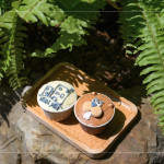 以新業(yè)品牌意象客製杯子蛋糕，象徵著生活裡的美好片刻，讓伴手禮不只是甜點，更是暖心的獨特回憶。